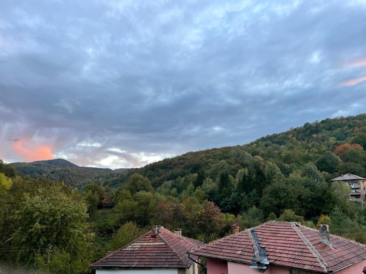 Guesthouse Hitar Petar Gabrovo Eksteriør bilde