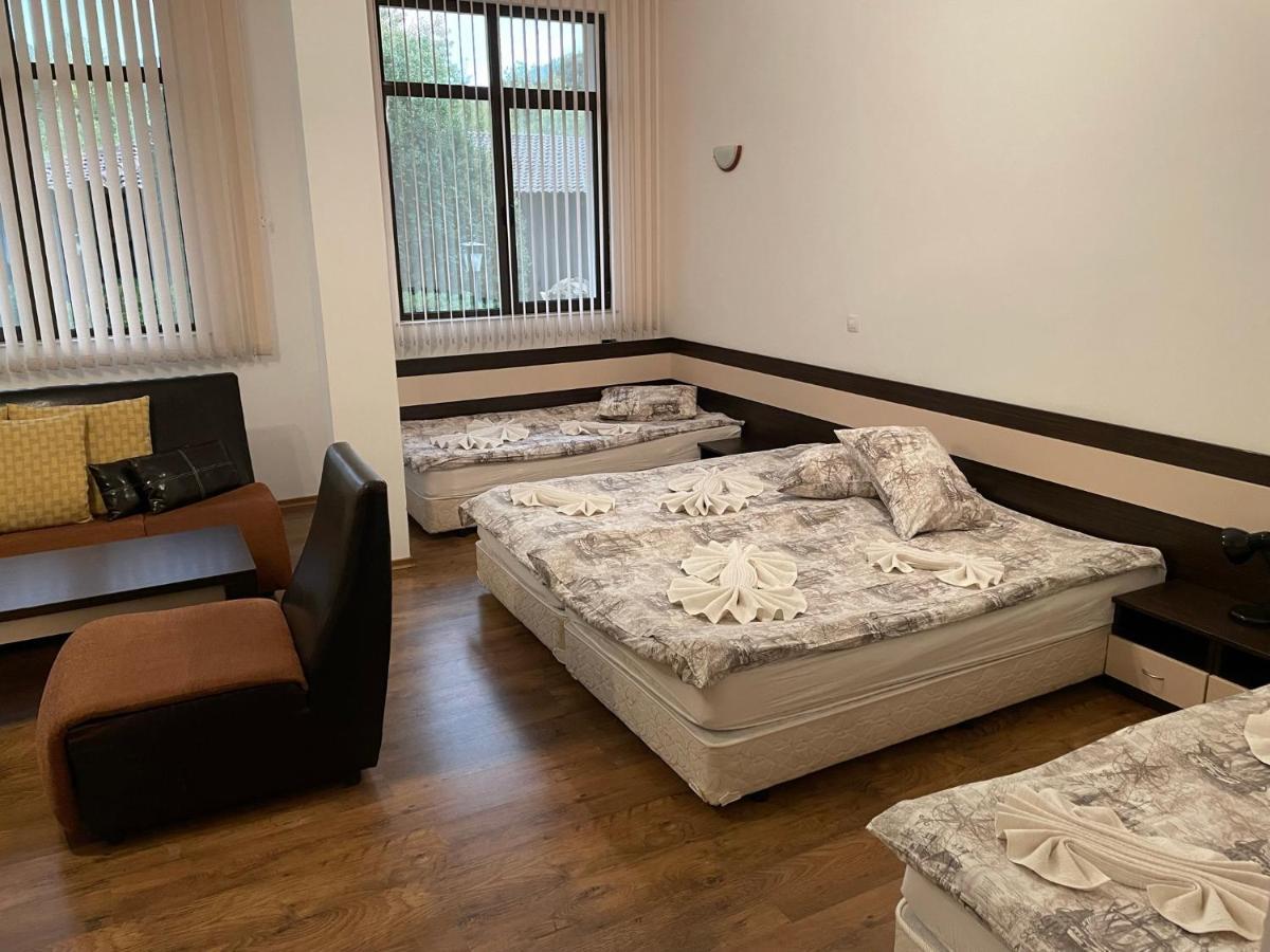 Guesthouse Hitar Petar Gabrovo Eksteriør bilde